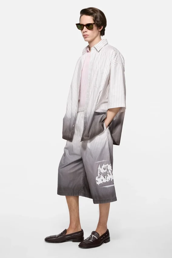 Shorts med överdimensionerad logotyp - Bild 2